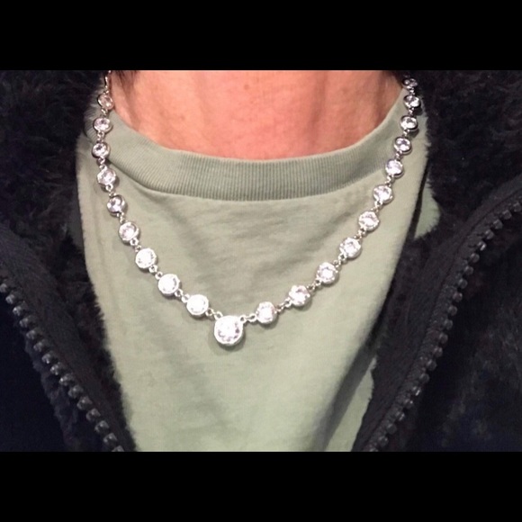 Kendra Scott Necklace - Picture 3 of 11